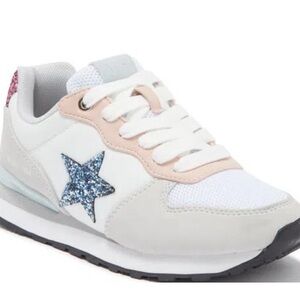 Vintage Havana Varda Pink and Blue Multi Leather Sneaker. Size 5.5